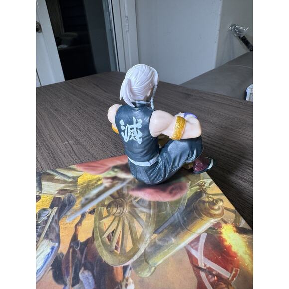 Sega Demon Slayer: Kimetsu no Yaiba‎ Premium Perching Figure-Tengen Uzui - Picture 5 of 5